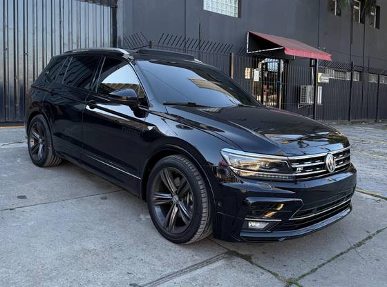VOLKSWAGEN TIGUAN 2.0 350 TSI GASOLINA ALLSPACE R-LINE 4MOTION DSG VOLKSWAGEN TIGUAN 2.0 350 TSI GASOLINA ALLSPACE R-LINE 4MOTION DSG